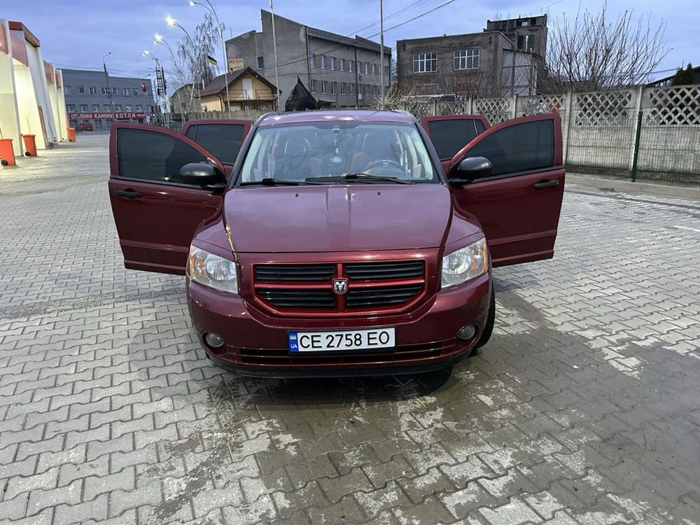 Dodge Caliber/автомобіль