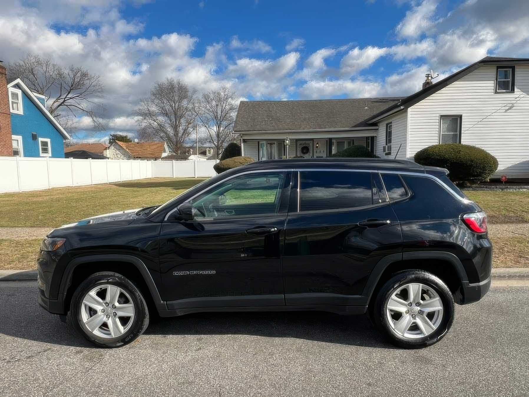 2022 Jeep Compass Latitude 4WD