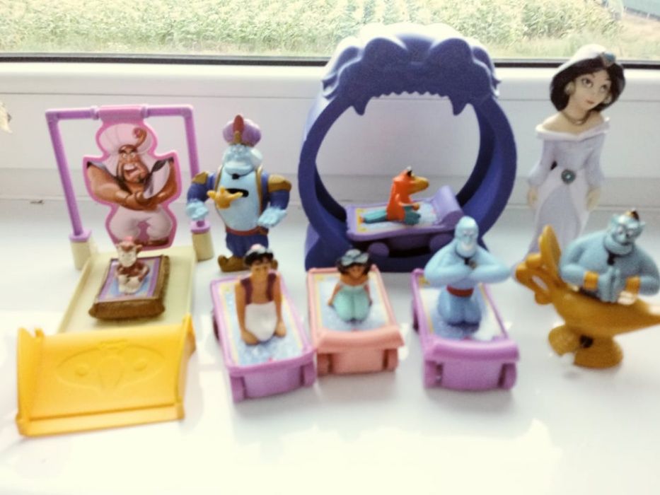 Spongebob Ratatuj figurki Alladyn figurki z bajki,Nemo Dorry