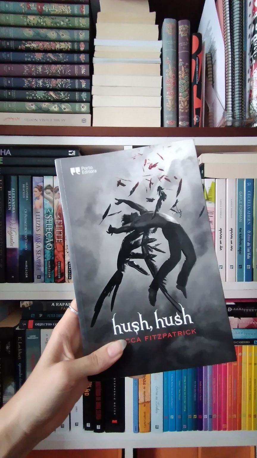 Série "Hush, hush" - portes incluídos