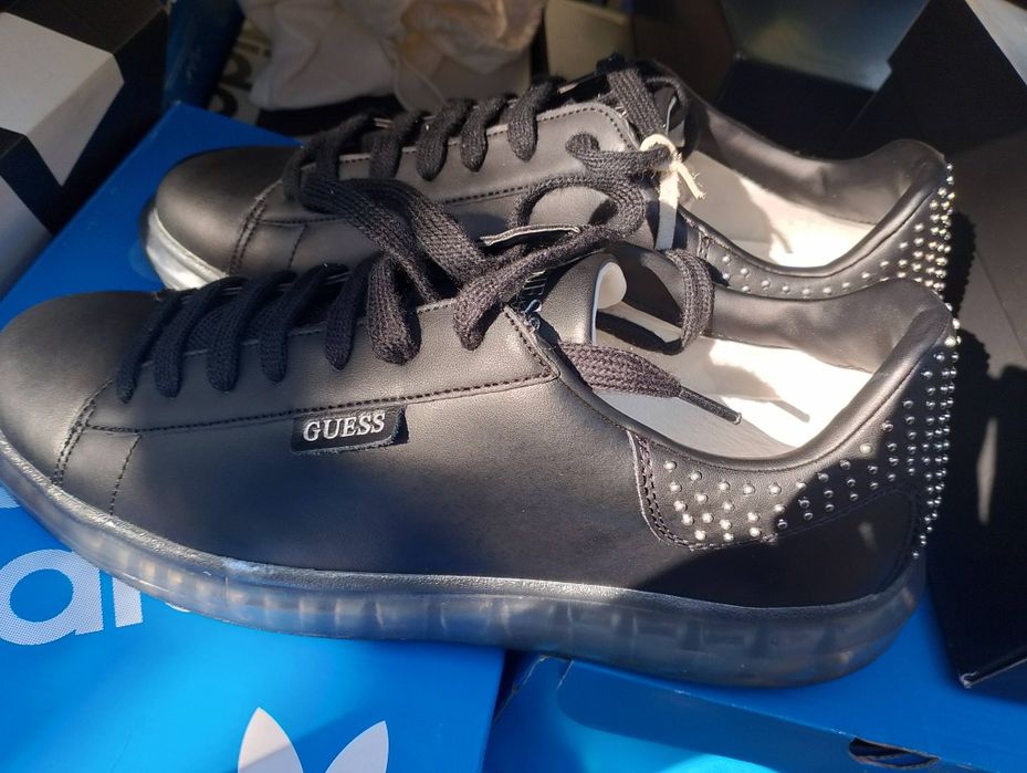 Nowe oryginalne buty Guessa