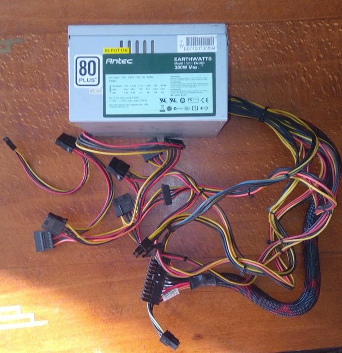 Блок питания Antec EA-380 c 6-pin VGA, 80 Plus