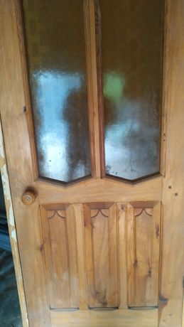 Двери деревянные межкомнатные