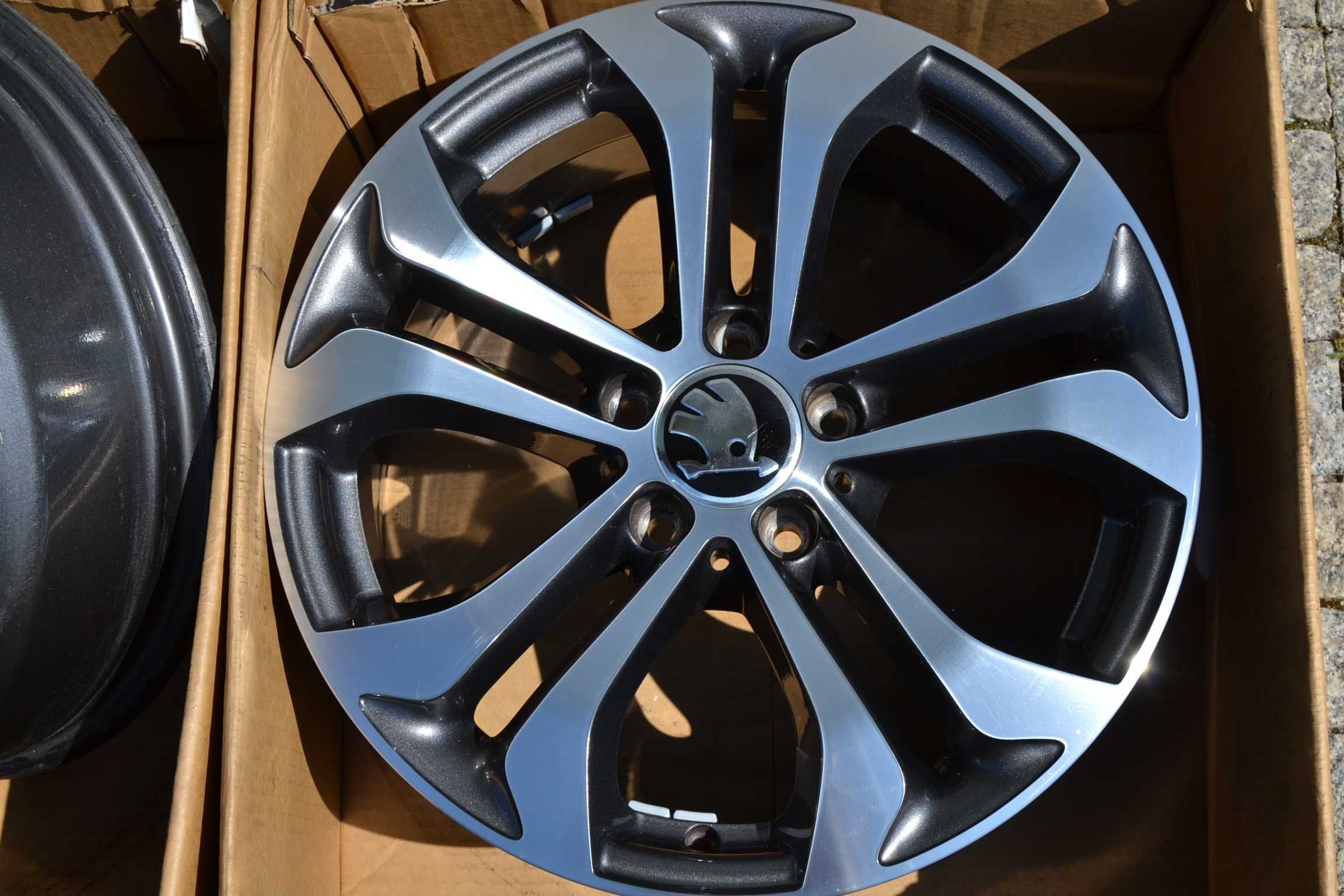 Felgi 17" SKODA Octavia Superb Karoq Kodiaq Jak Nowe