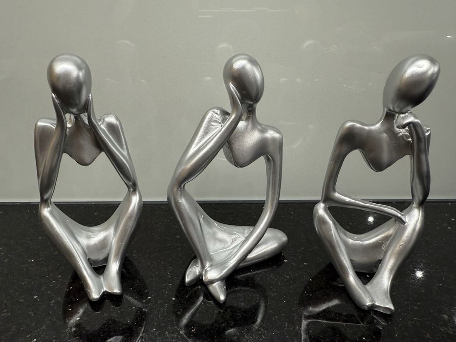 Figurki dekoracyjne srebrne