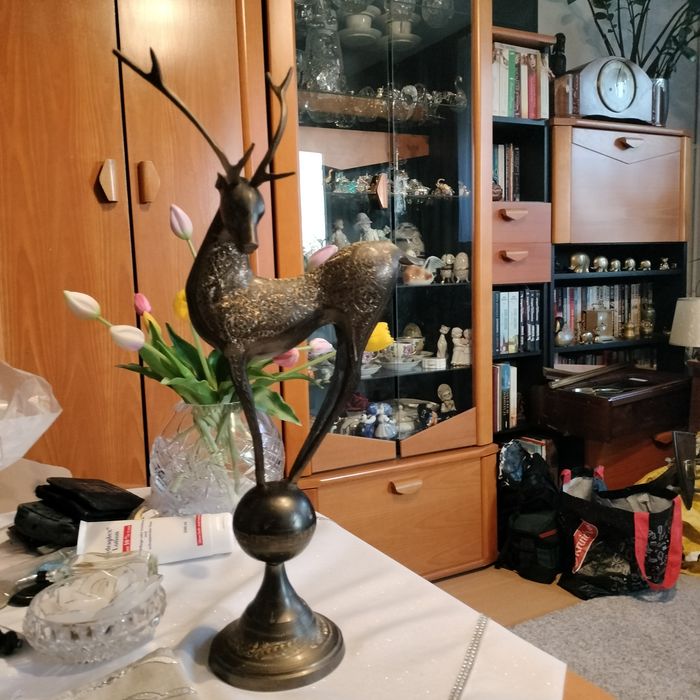 Mosiężna figura jelenia wysokość 50 cm