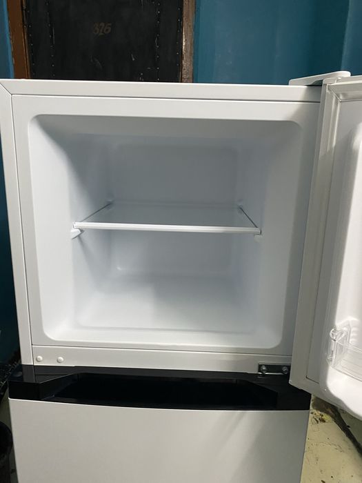 Продаж холодильника Delfa