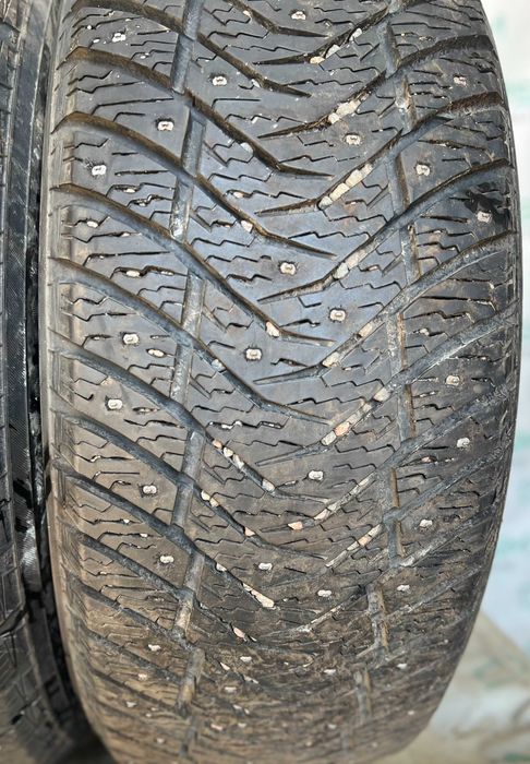 Скад шин б/в. 235/55 R19 Yokohama Ice Guard IG65