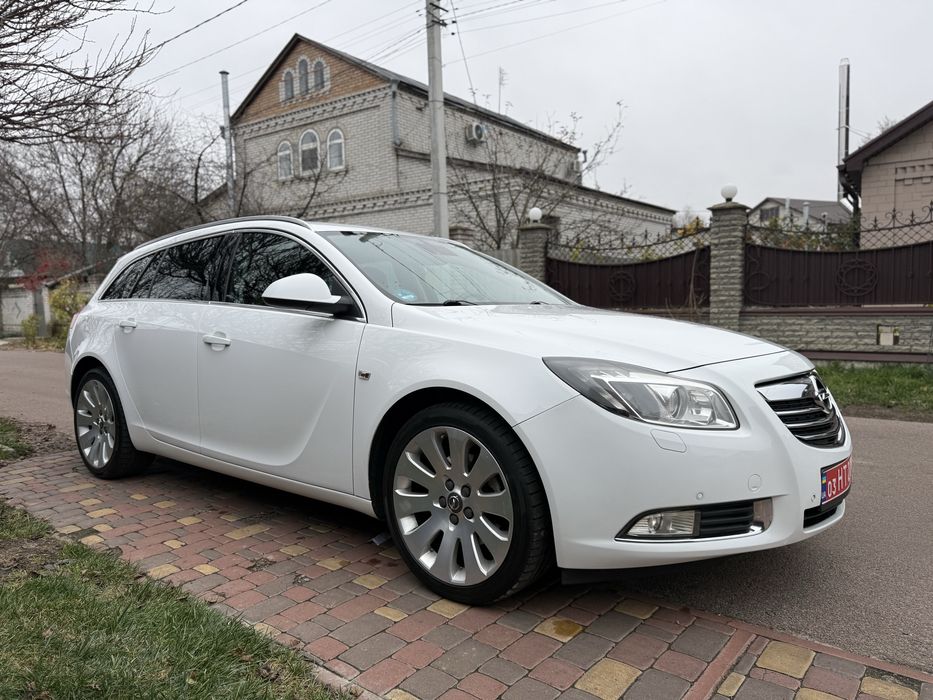 Розмитнений Opel Insignia з Німеччини