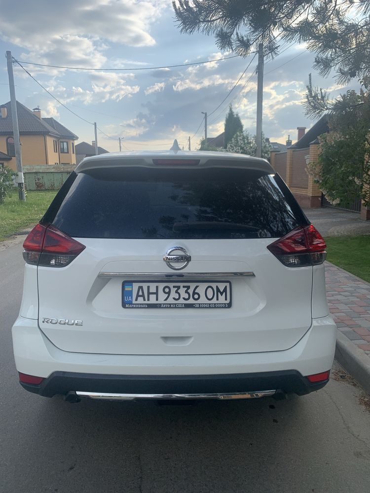 Продам Nissan Rogue