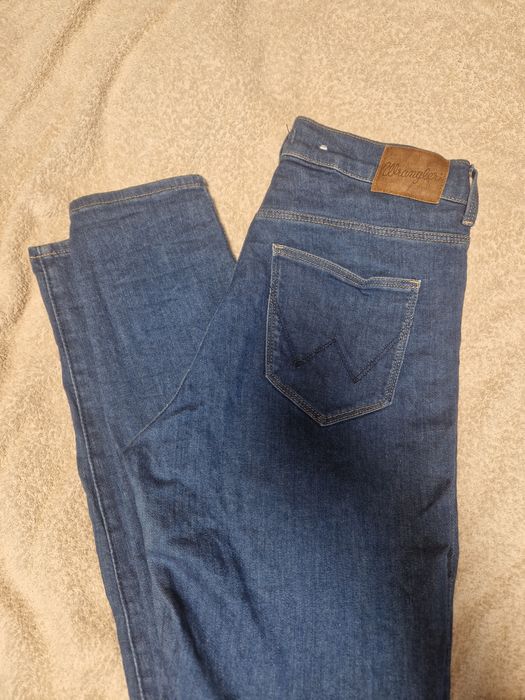 Wrangler 30/32 damskie