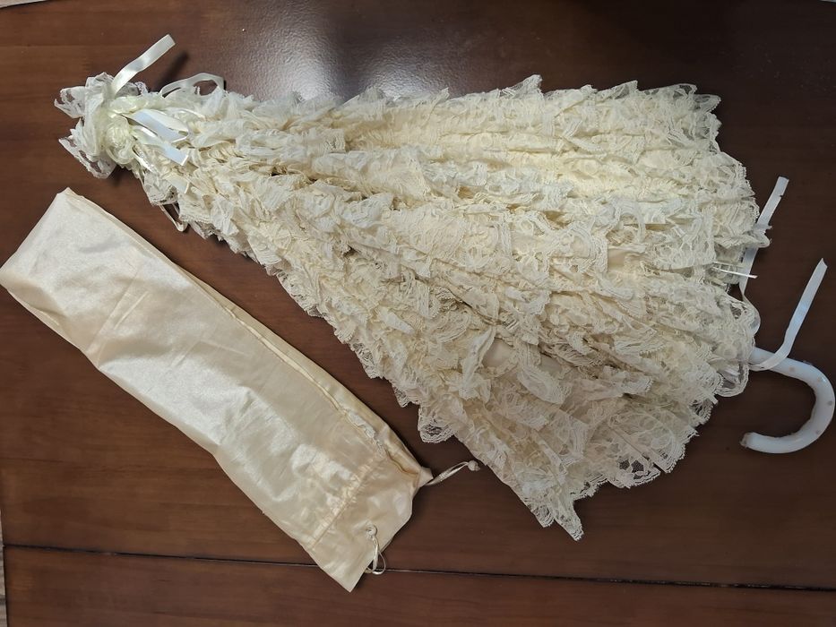 Парасолька, свадебный зонт невесты.