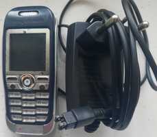 Телефон Sony Ericsson J-300.