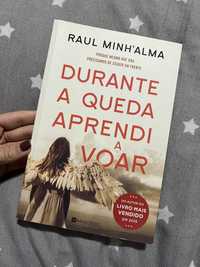 Livro “durante a queda aprendi a voar” de raul minh’ alma