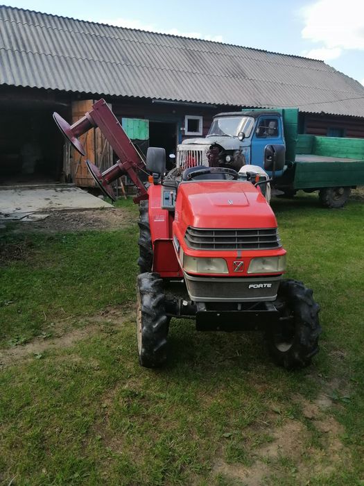 Продам трактор янмар F7.