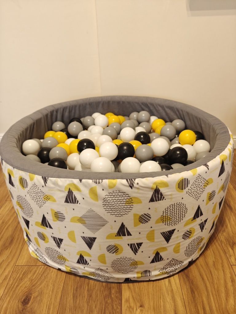 Suchy basenik z kulkami firmy Welox 90x40 cm