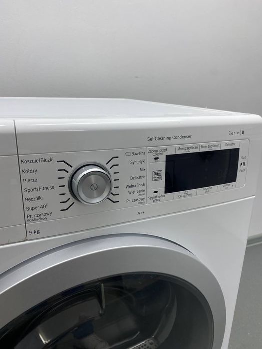 Сушильна машина Bosch Serie 8 WTW85560PL/01