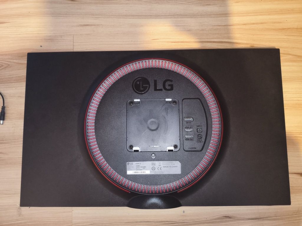 Monitor LG 27GL650F-B (uszkodzony)