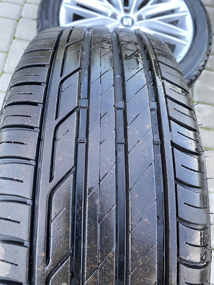 Opony 215/50/18 Bridgestone Turanza 001 z 2022 roku