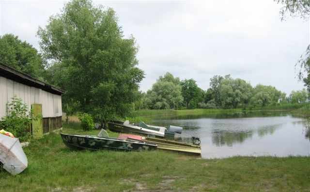 Рыбальская база, Черк. обл. с судоходным каналом на акватории Днепра