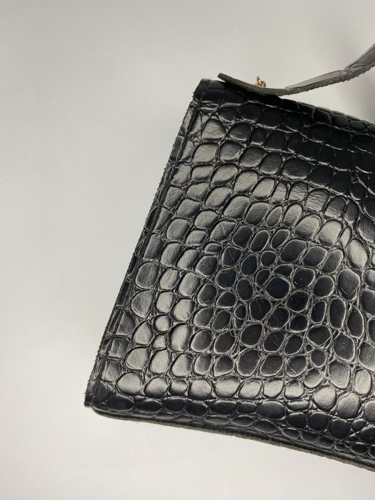 Balenciaga чорна сумка з тисненням під крокодила