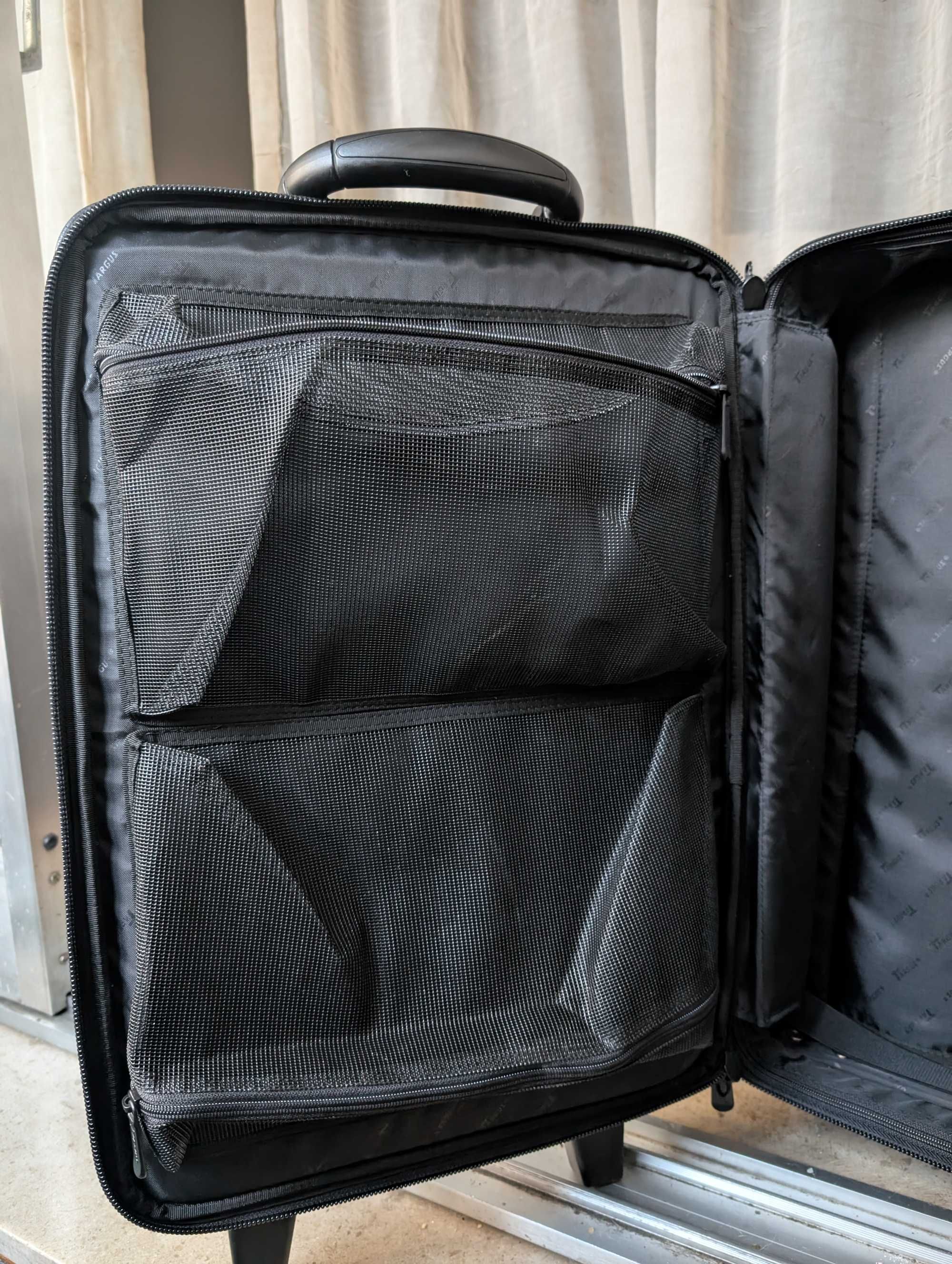 Trolley TARGUS (CS 02)