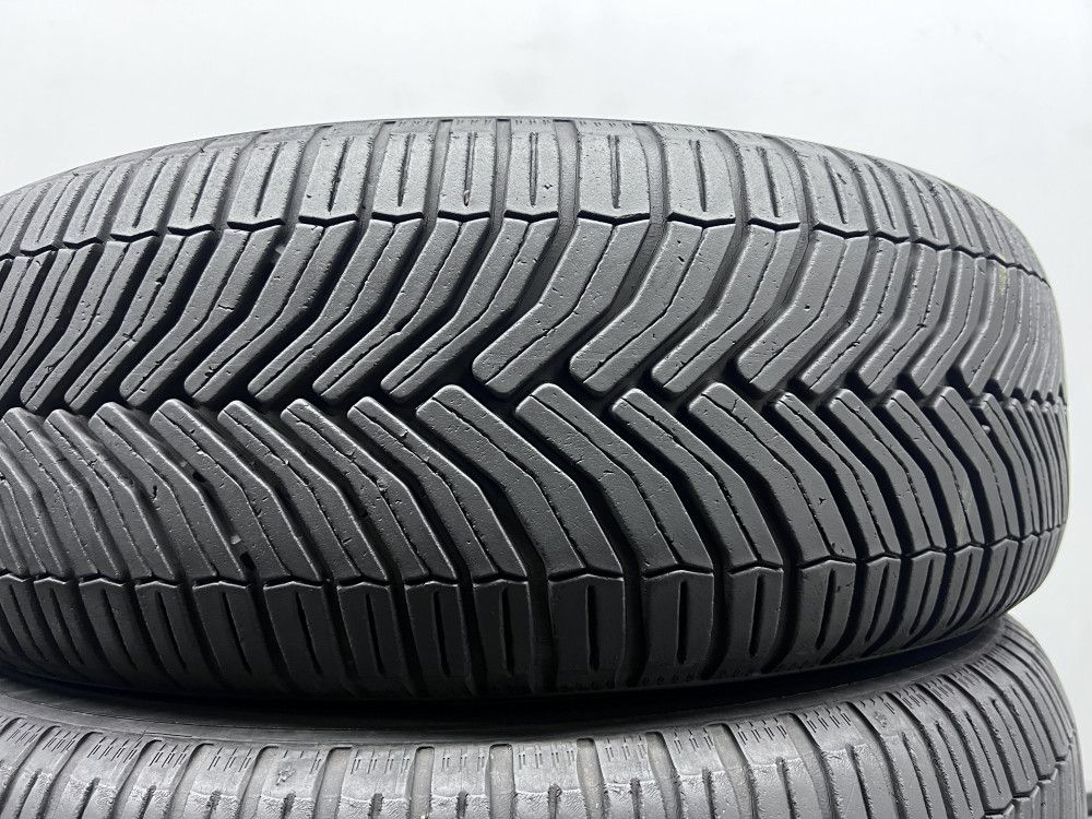 2шт всесезон 225/60/R16 Michelin Cross Climate
