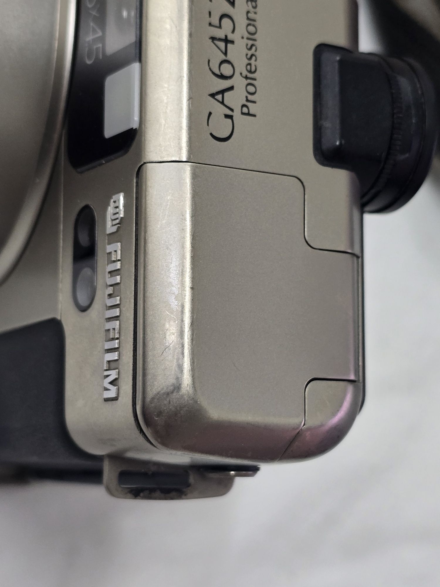 Fuji GA645zi Médio Formato analógico 6x4,5