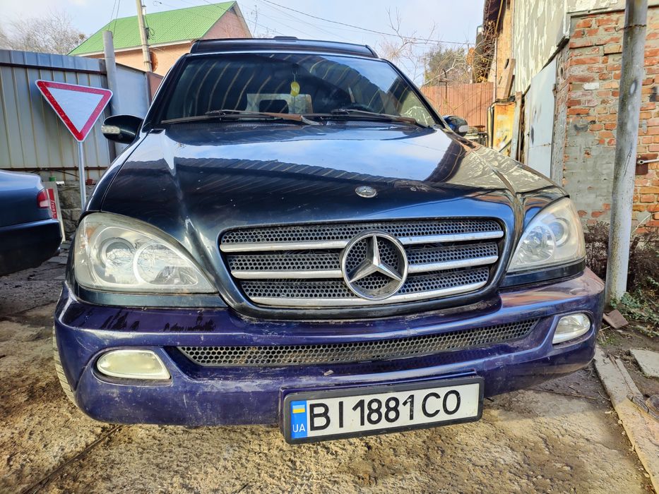 Эксклюзив: Mercedes-Benz ML 320 панорамный люк.