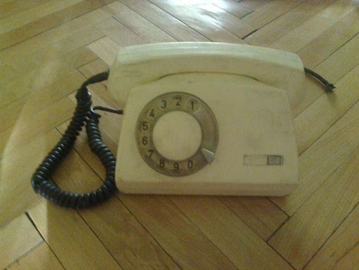 Sprzedam telefon tarczowy dla kolekcjonerów i nei tylko