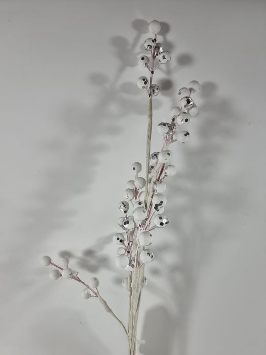 Sztuczne gałązki biale ozdobne do wazonu sztuczna gałązka biała