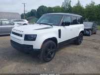 Land Rover Defender LAND ROVER Defender 110 P400 X-Dynamic SE z 2025 roku