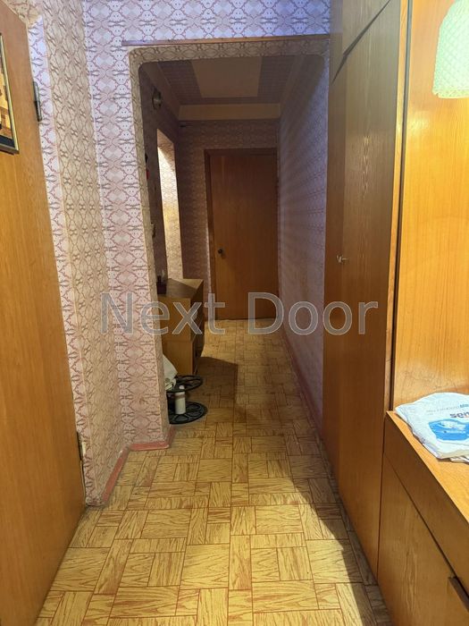 БЕЗ КОМІСІЇ! Продам простору 3-х кімнатну квартиру. Березняківська