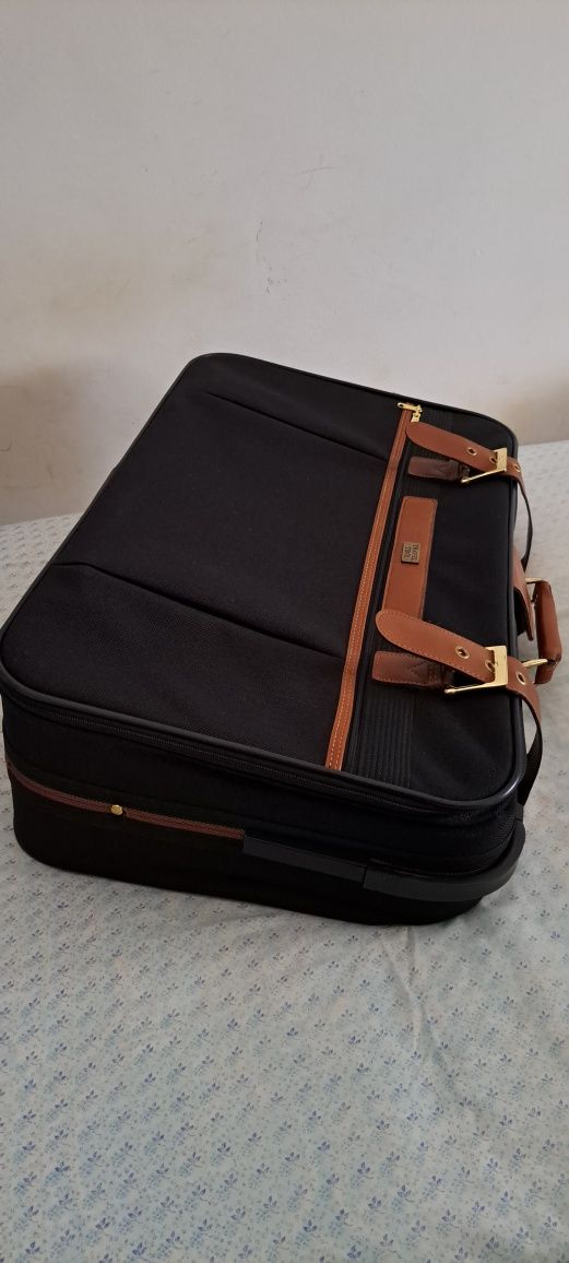 Mala de viagem vintage nova