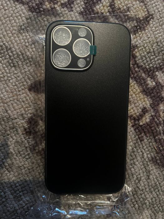 Чехол на iPhone 16 pro max