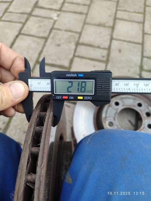 Диски тормозні передні Опель зафіра