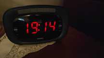 Rádio e despertador Denver CR-422