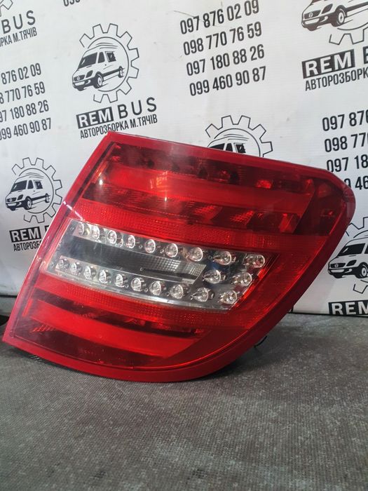 Задній стоп Mercedes-Benz w204 c-class універсал