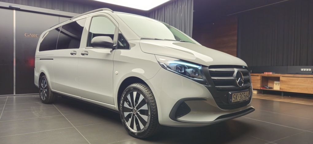 Wynajem wypożyczalnia Bus 9 osobowy Mercedes Vito