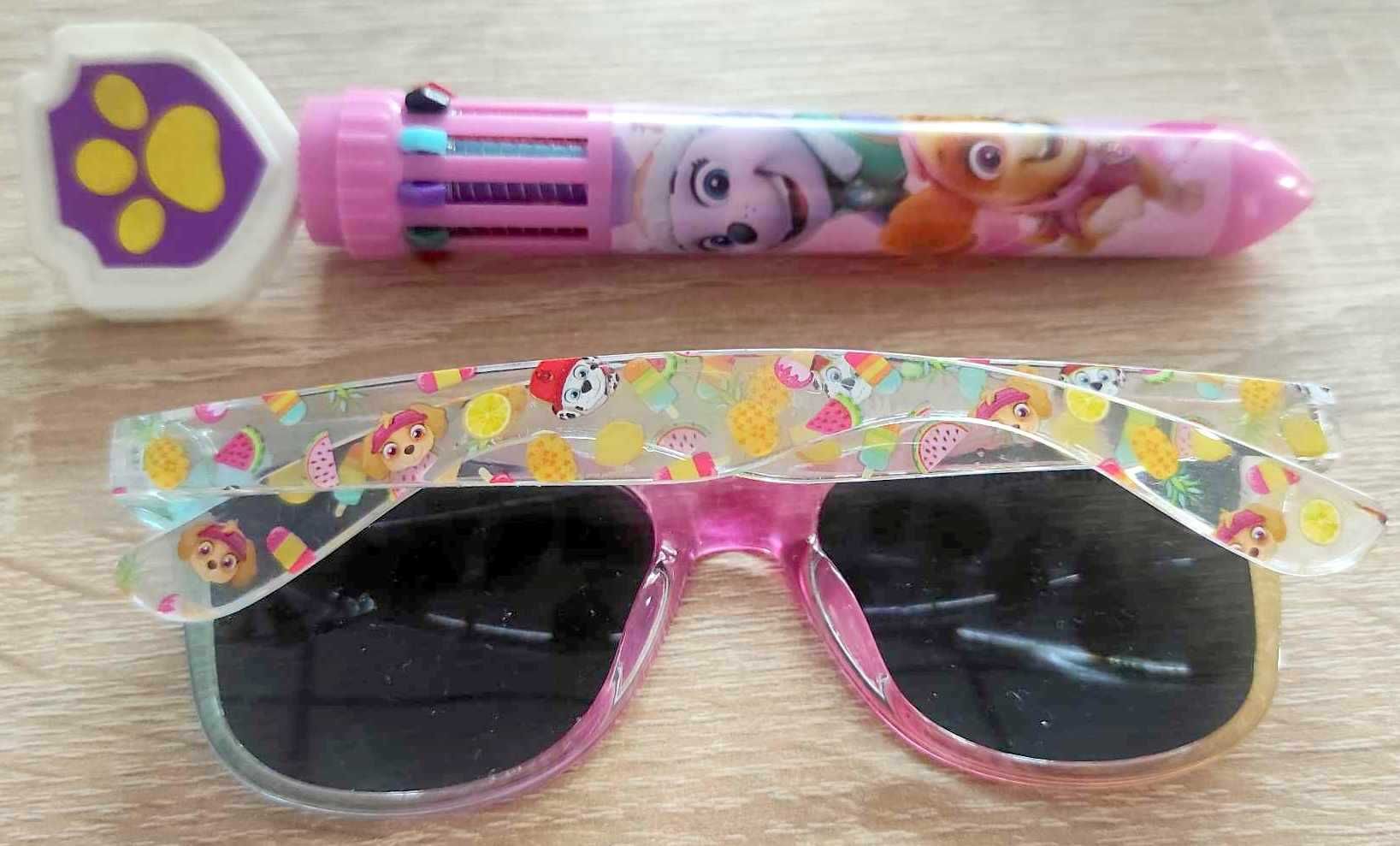 Okulary przeciwsłoneczne oraz wielokolorowy długopis Psi Patrol