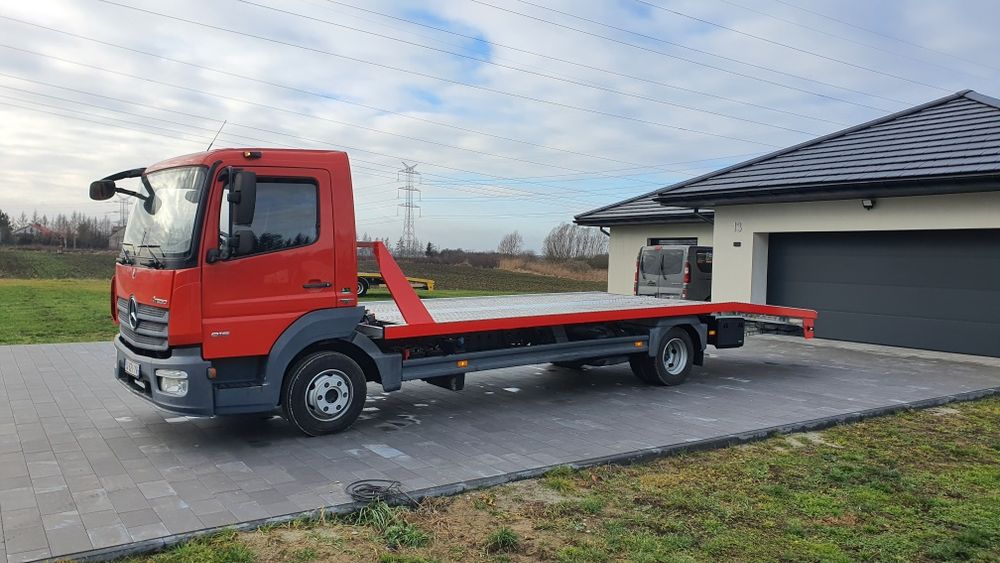 Zabudowa Mercedes Atego dmc 7,5t - 10t. Laweta najazd pomoc drogowa