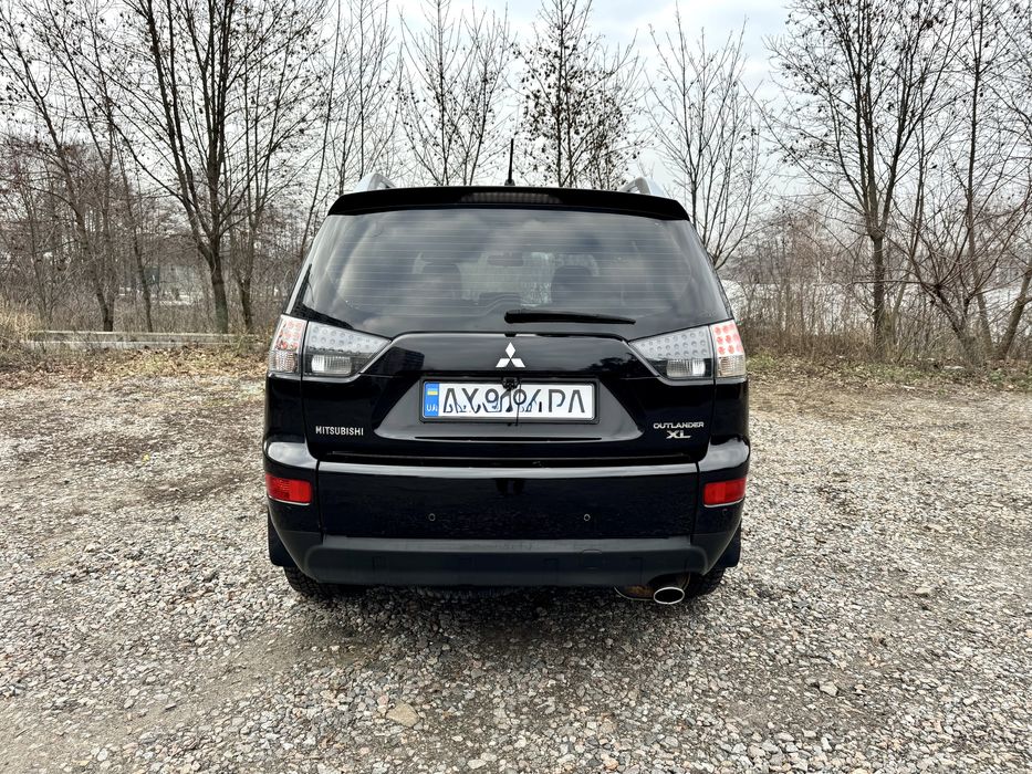 Продам Mitsubishi Outlander XL