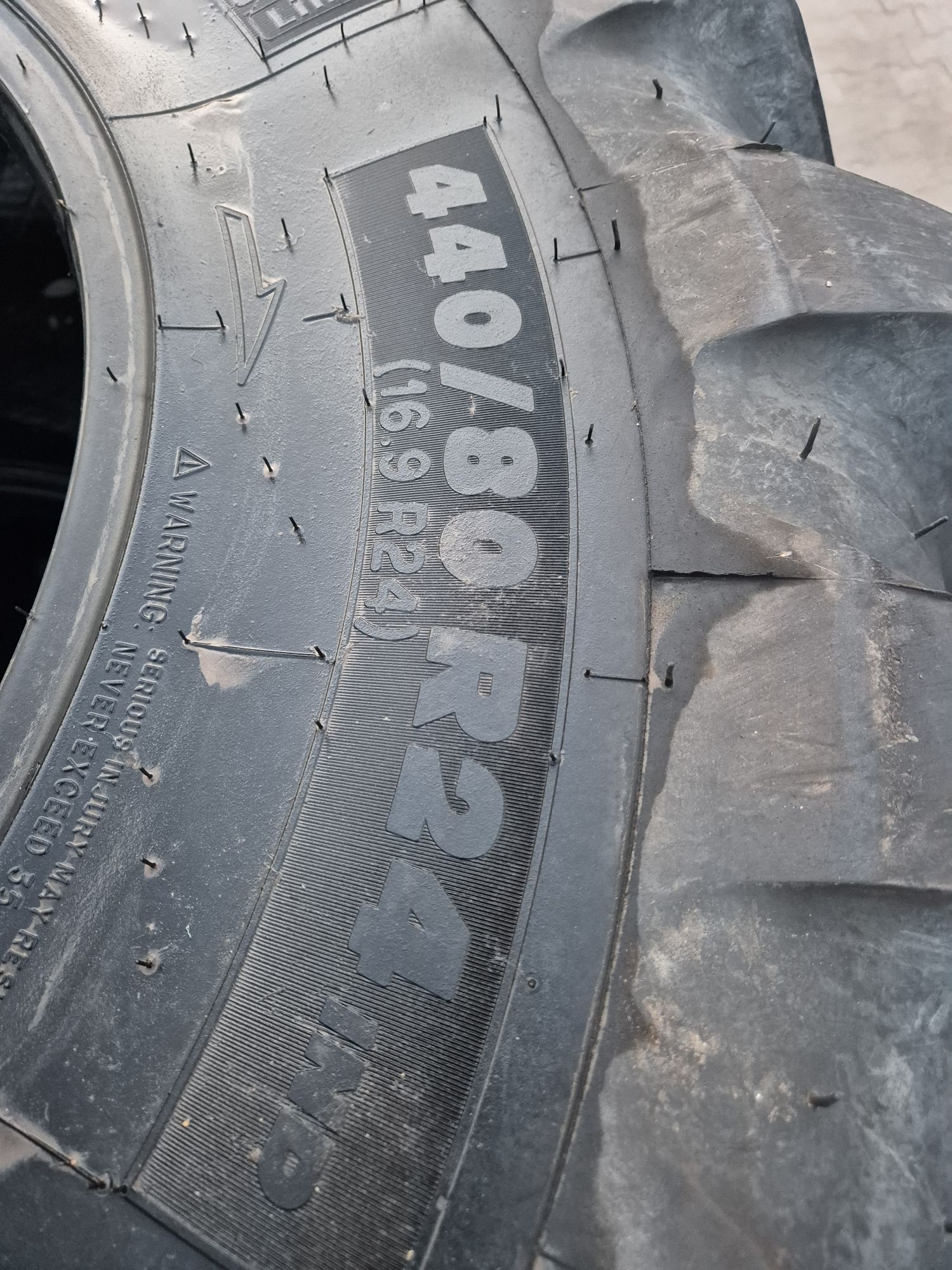 Opony 440/80R 24 Michelin