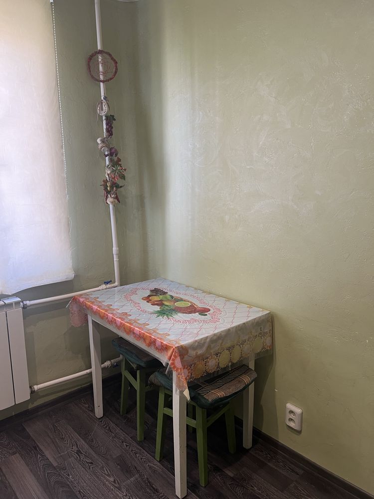 Продам 2х кім кв з лоджією Раковка