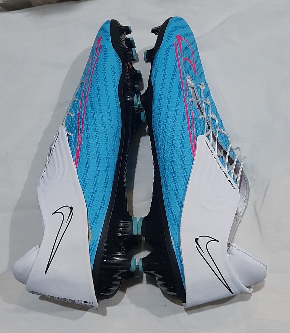 Buty korki Nike Phantom GT2 Academy MG DH638-446