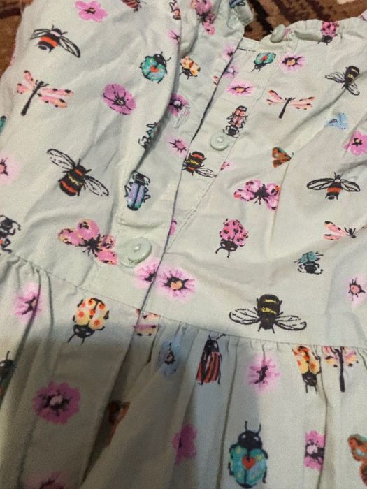 Продам плаття на дівчинку