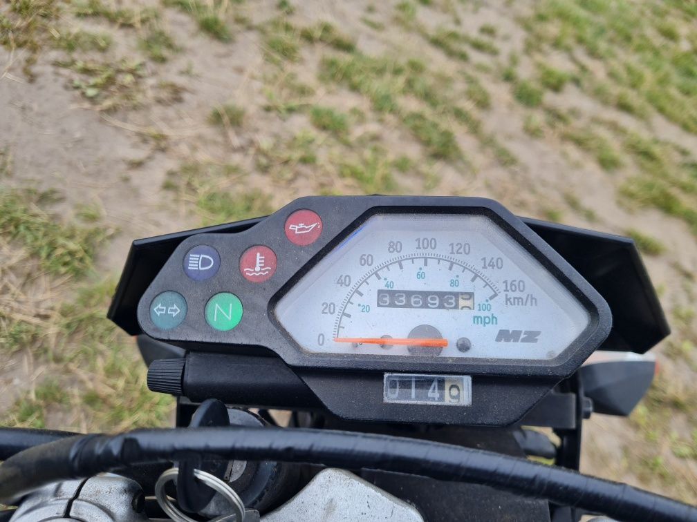 MZ 125 Supermoto