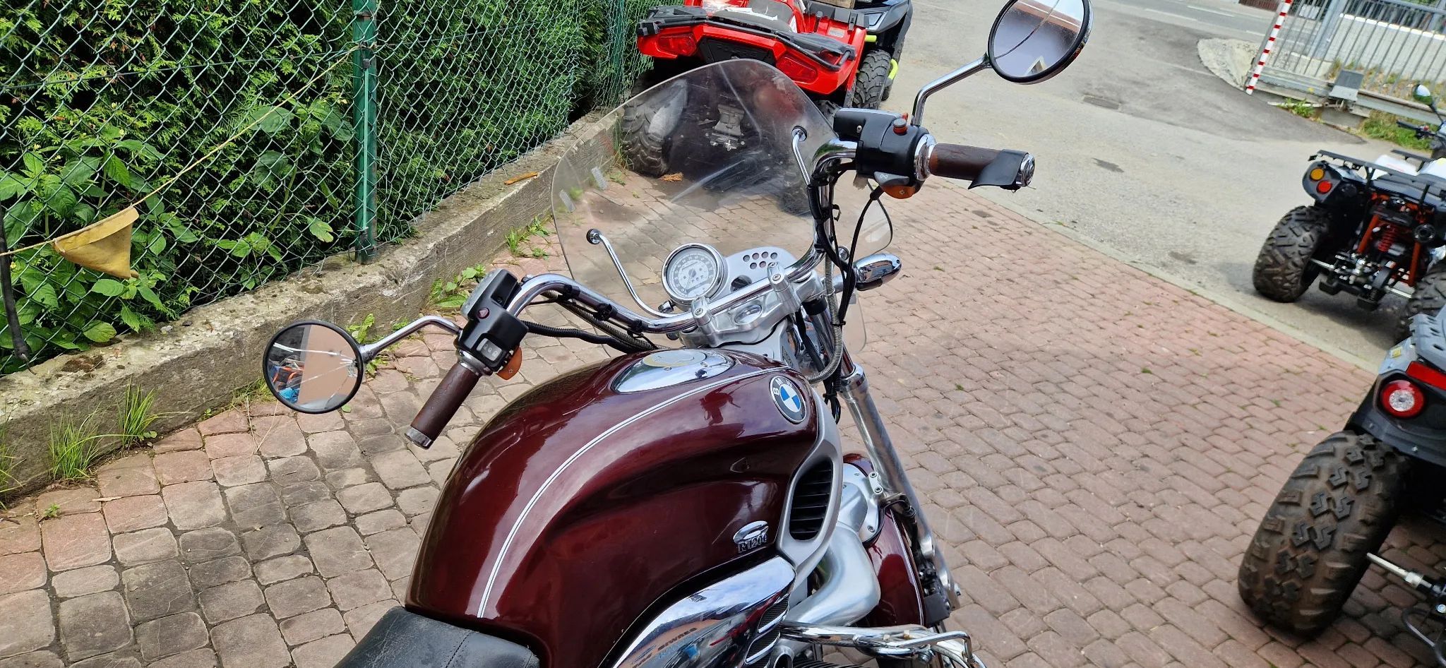 BMW R BMW R 1200 r1200c Bond  GS k50 k 51 Hurt Moto