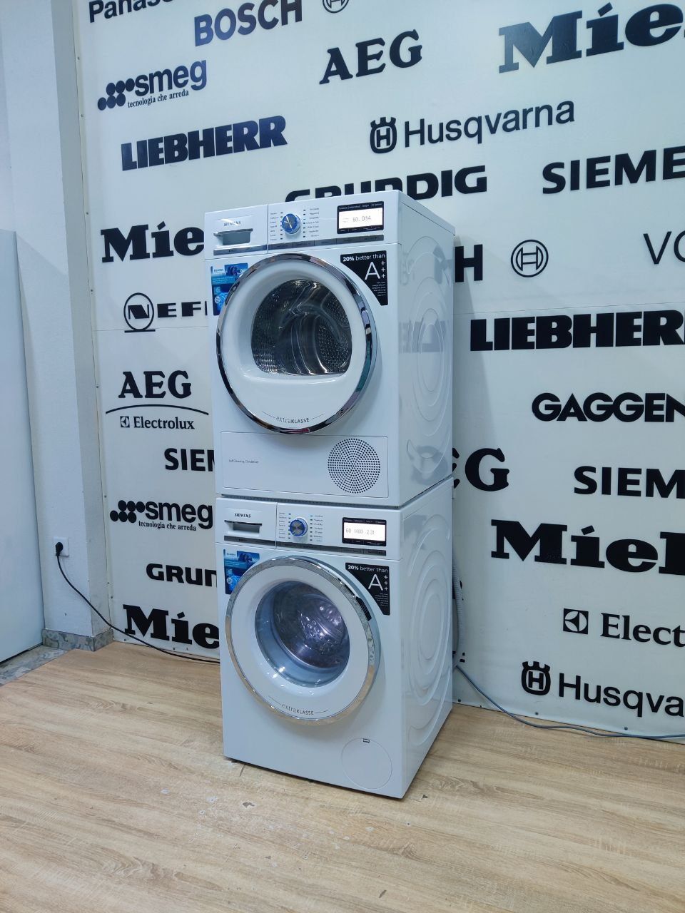 Комплект Siemens™iQ890 Self Condencer. Стиральная+Сушильная машина