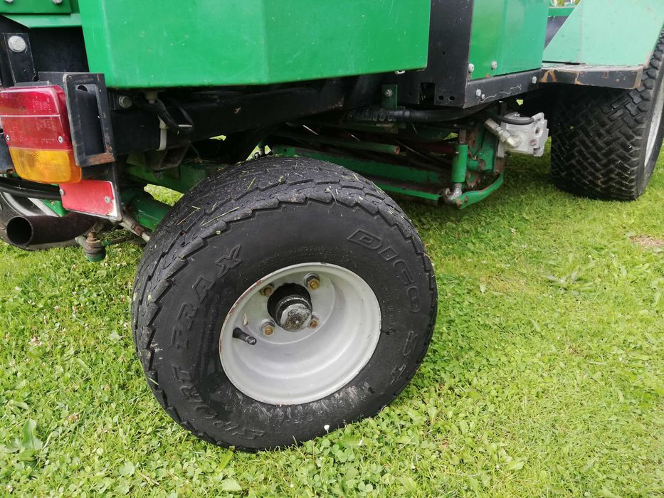 Kosiarka wrzecionowa Ransomes silnik Kubota 28KM, na boisko